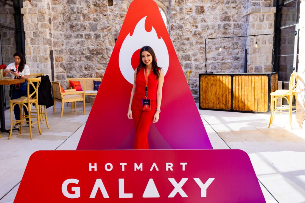 Celia Rubio en el Evento Hotmart Galaxy